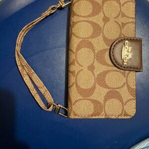 coach phone wallet
